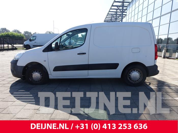 Citroen Berlingo 1.6 Hdi 16V 90 Épave (2010, Blanc)