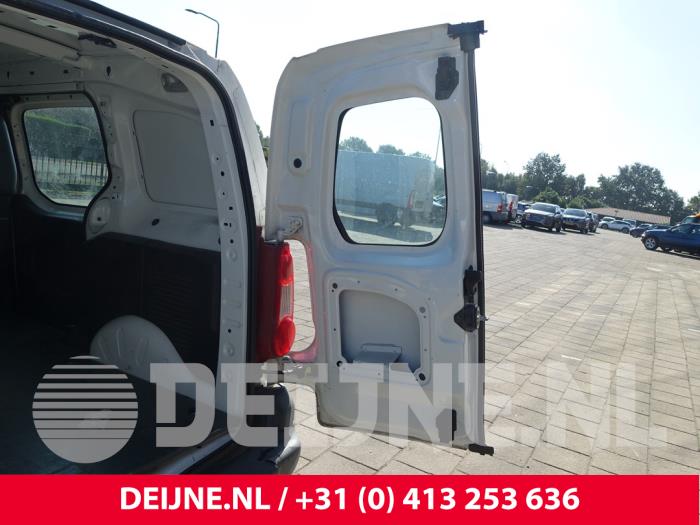 Citroen Berlingo 1.6 Hdi 16V 90 Épave (2010, Blanc)