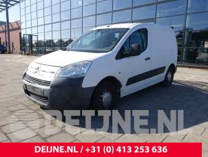 Citroen Berlingo 1.6 Hdi 16V 90 Épave (2010, Blanc)