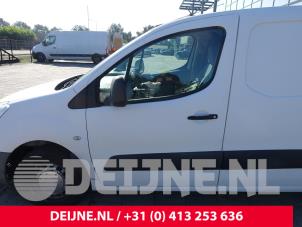 Citroen Berlingo 1.6 Hdi 16V 90 Épave (2010, Blanc)