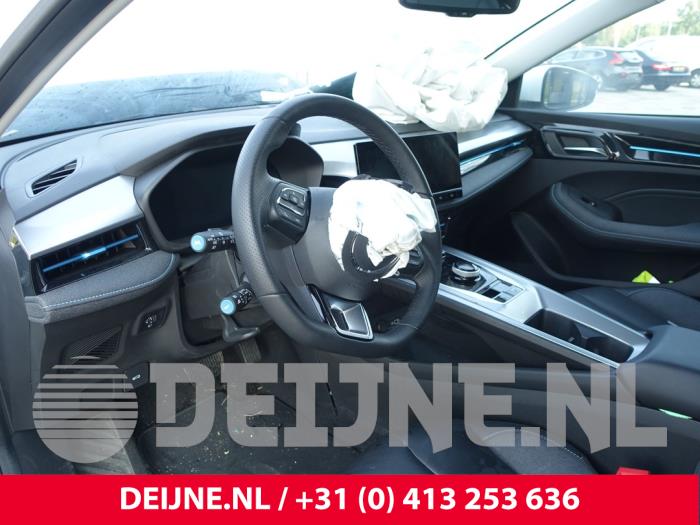 MG MG5 Electric Long Range 61 kWh Épave (2023, Blanc)