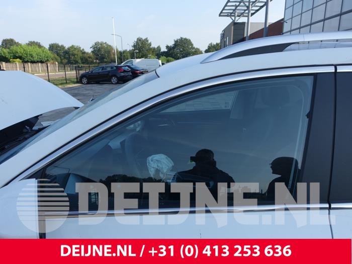 MG MG5 Electric Long Range 61 kWh Épave (2023, Blanc)
