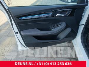 MG MG5 Electric Long Range 61 kWh Épave (2023, Blanc)