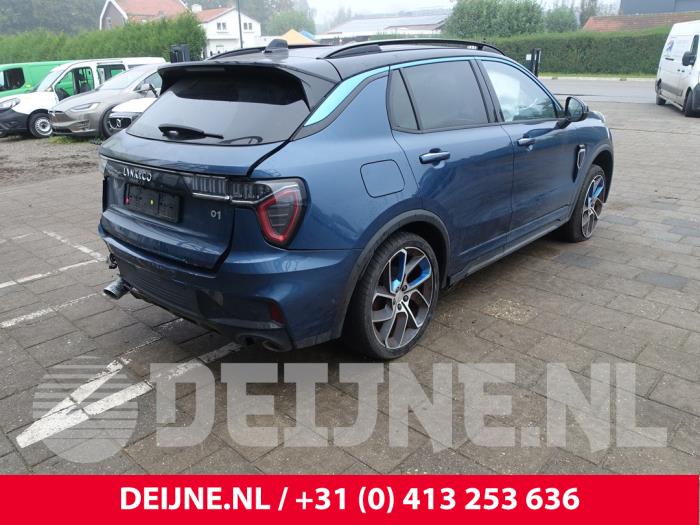 Lynk & Co 01 1.5 PHEV Épave (2023, Bleu)