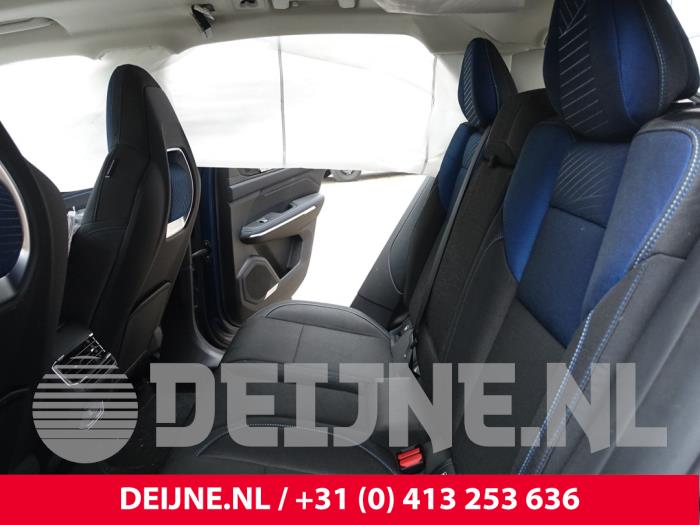 Lynk & Co 01 1.5 PHEV Épave (2023, Bleu)
