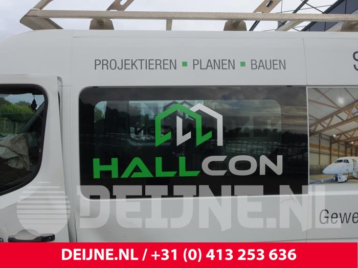Renault Master III 2.3 dCi 165 16V RWD Épave (2017, Blanc)