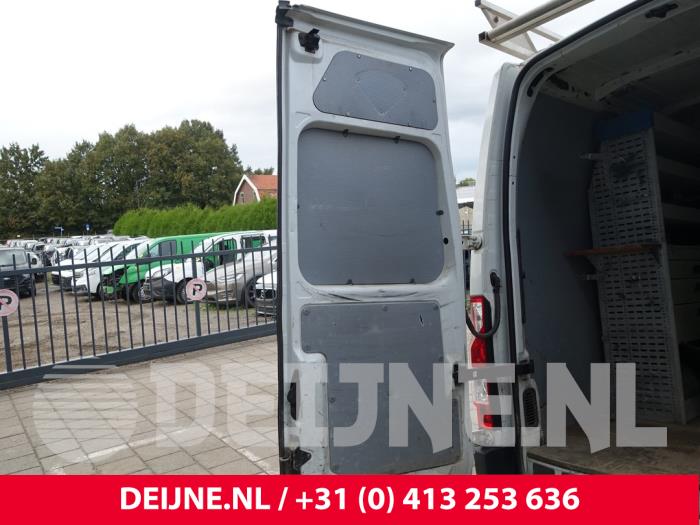 Renault Master III 2.3 dCi 165 16V RWD Épave (2017, Blanc)