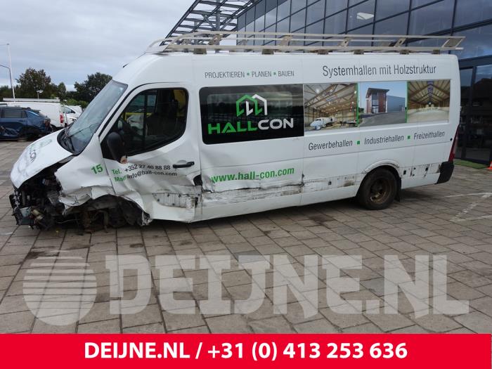 Renault Master III 2.3 dCi 165 16V RWD Épave (2017, Blanc)