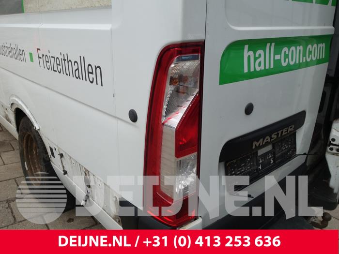 Renault Master III 2.3 dCi 165 16V RWD Épave (2017, Blanc)