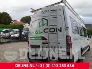 Renault Master III 2.3 dCi 165 16V RWD Épave (2017, Blanc)