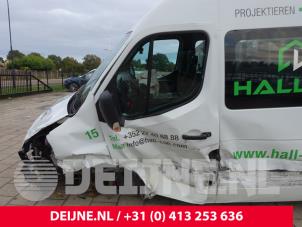 Renault Master III 2.3 dCi 165 16V RWD Épave (2017, Blanc)