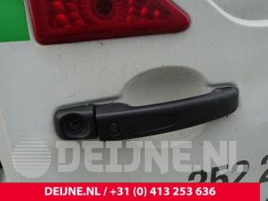 Renault Master III 2.3 dCi 165 16V RWD Épave (2017, Blanc)