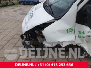 Renault Master III 2.3 dCi 165 16V RWD Épave (2017, Blanc)