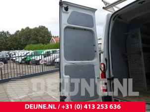 Renault Master III 2.3 dCi 165 16V RWD Épave (2017, Blanc)