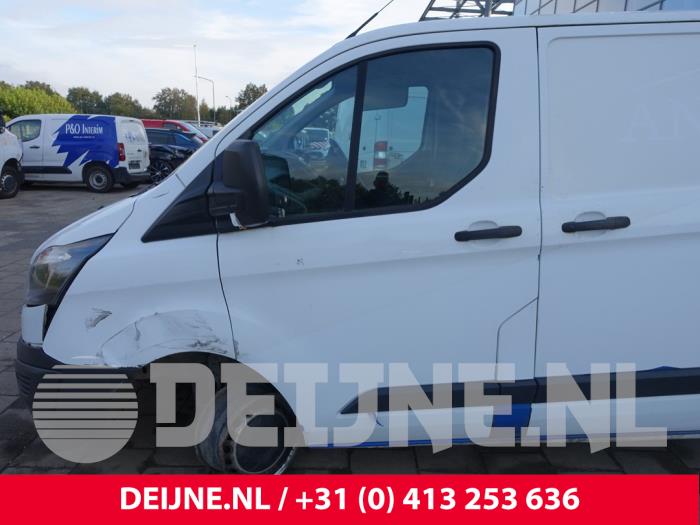 Ford Transit Custom 2.0 TDCi 16V Eco Blue 105 Vehículo de desguace (2017, Blanco)