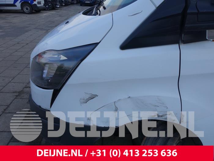 Ford Transit Custom 2.0 TDCi 16V Eco Blue 105 Vehículo de desguace (2017, Blanco)