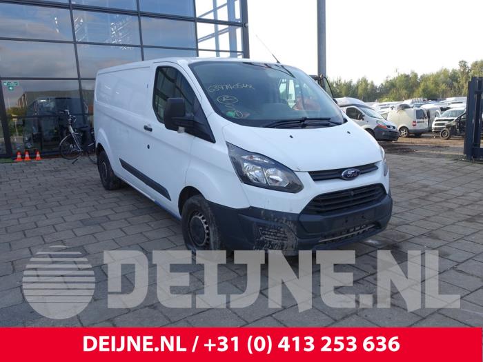 Ford Transit Custom 2.0 TDCi 16V Eco Blue 105 Vehículo de desguace (2017, Blanco)