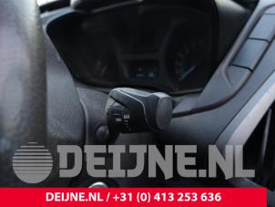 Ford Transit Custom 2.0 TDCi 16V Eco Blue 105 Vehículo de desguace (2017, Blanco)