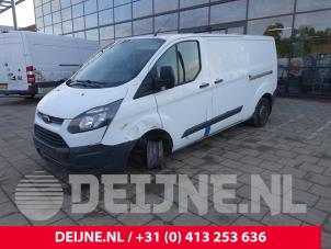 Ford Transit Custom 2.0 TDCi 16V Eco Blue 105 Vehículo de desguace (2017, Blanco)