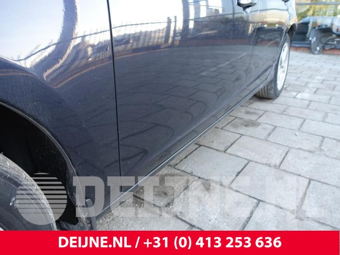 Volvo S60 II 2.0 D4 16V Samochód złomowany (2016, Ciemny, Niebieski)