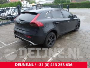 Volvo V40 2.0 D2 16V Épave (2015, Noir)