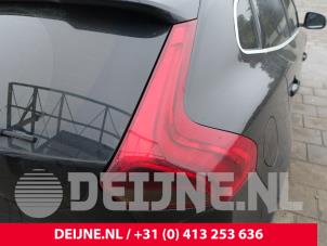 Volvo V40 2.0 D2 16V Épave (2015, Noir)