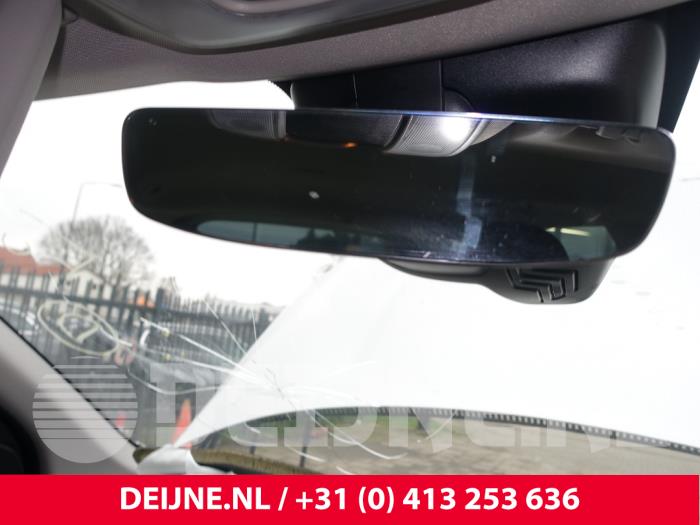 Volvo XC60 I 2.0 D4 16V Vehículo de desguace (2015, Gris plateado)
