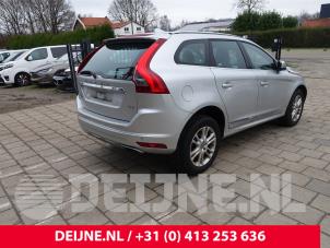 Volvo XC60 I 2.0 D4 16V Vehículo de desguace (2015, Gris plateado)