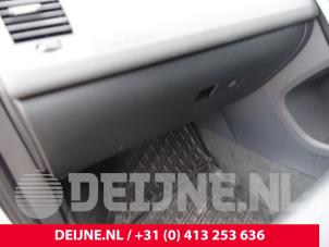 Volvo XC60 I 2.0 D4 16V Vehículo de desguace (2015, Gris plateado)