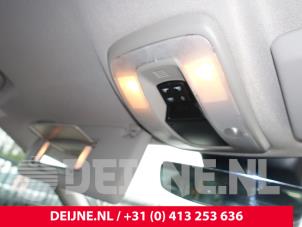 Volvo XC60 I 2.0 D4 16V Vehículo de desguace (2015, Gris plateado)