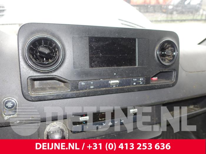Mercedes Sprinter 3,5t 314 CDI 2.1 D FWD Samochód złomowany (2021, Bialy)