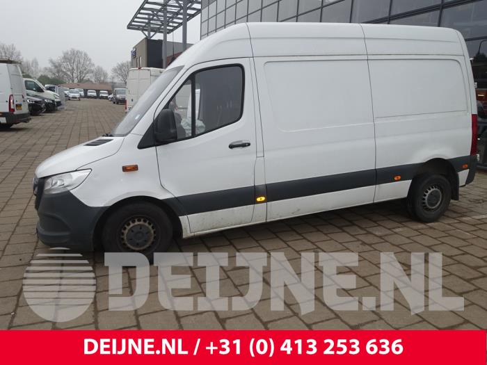 Mercedes Sprinter 3,5t 314 CDI 2.1 D FWD Samochód złomowany (2021, Bialy)