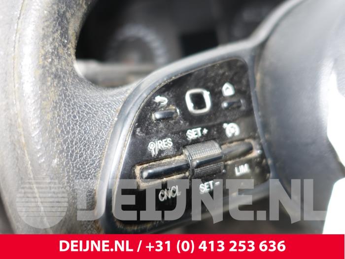 Mercedes Sprinter 3,5t 314 CDI 2.1 D FWD Samochód złomowany (2021, Bialy)