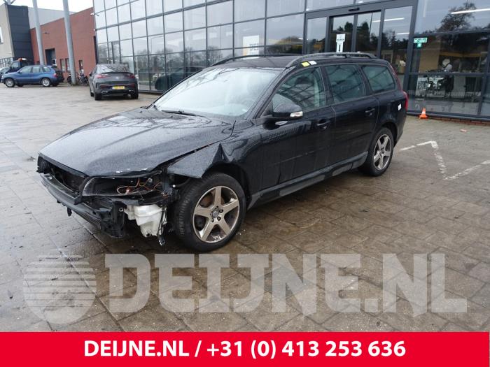 Volvo V70 2.0 D 16V Épave (2008, Noir)