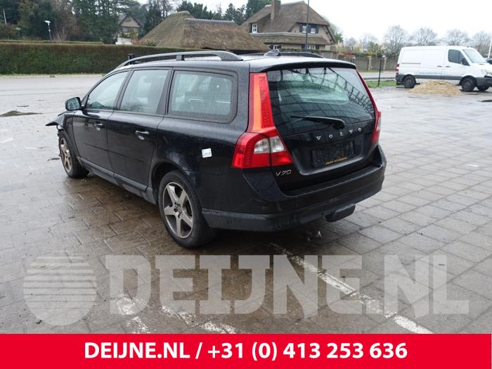 Volvo V70 2.0 D 16V Épave (2008, Noir)