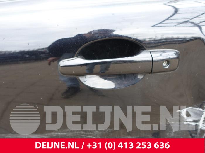 Volvo C70 2.4 D5 20V Autom. Schrottauto (2009, Schwarz)