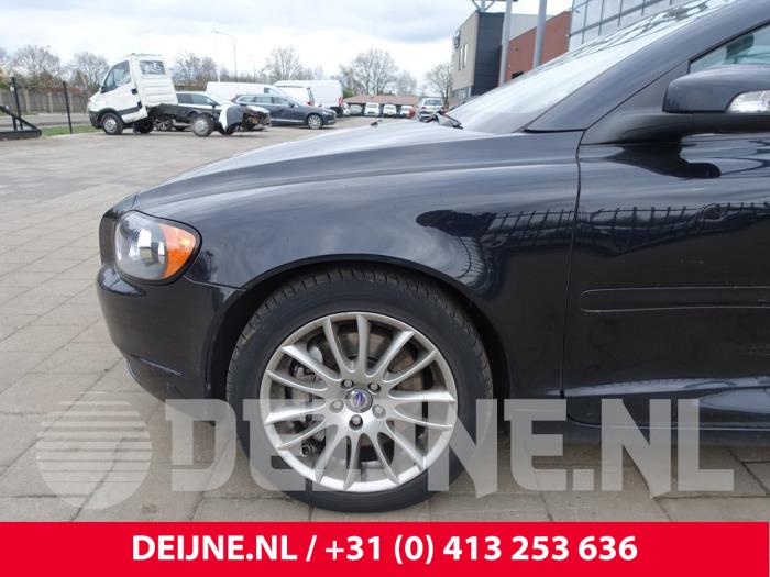 Volvo C70 2.4 D5 20V Autom. Schrottauto (2009, Schwarz)