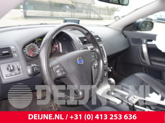 Volvo C70 2.4 D5 20V Autom. Schrottauto (2009, Schwarz)