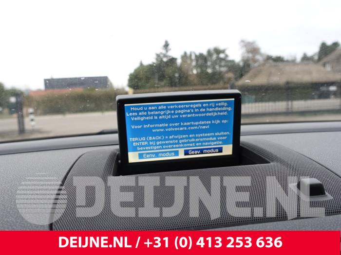 Volvo C70 2.4 D5 20V Autom. Schrottauto (2009, Schwarz)