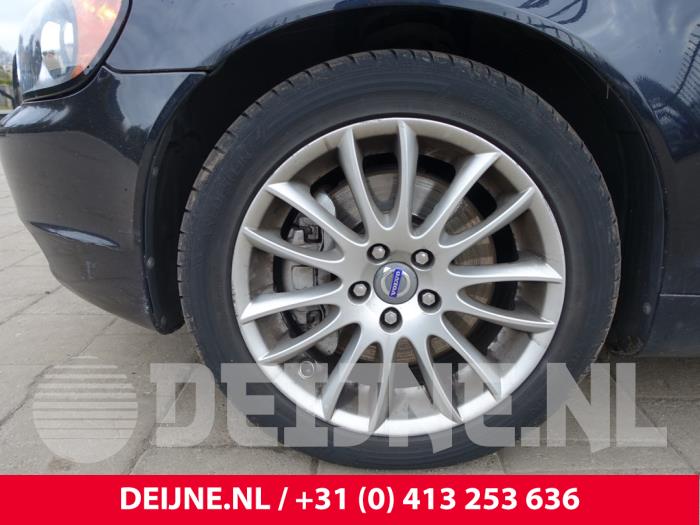 Volvo C70 2.4 D5 20V Autom. Schrottauto (2009, Schwarz)