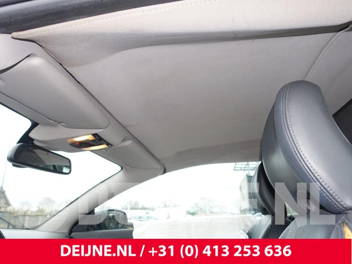 Volvo C70 2.4 D5 20V Autom. Schrottauto (2009, Schwarz)