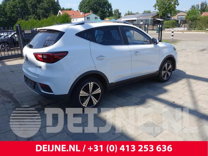 MG ZS EV Skrotfordon (2019, WIT)