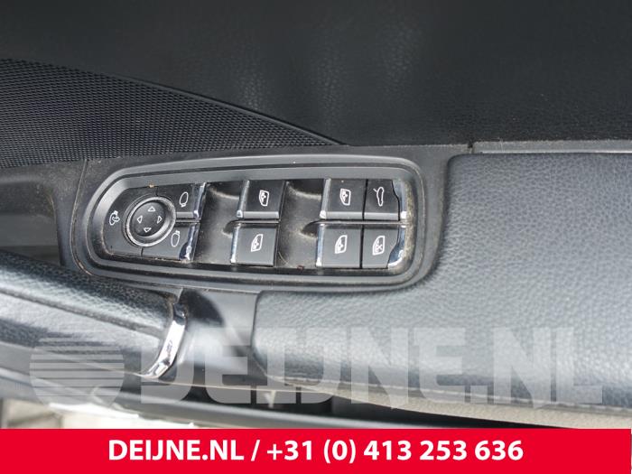 Porsche Cayenne II 3.0 D V6 24V Vehículo de desguace (2015, Gris plateado)