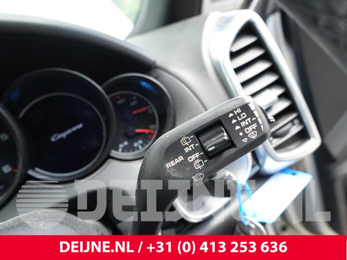 Porsche Cayenne II 3.0 D V6 24V Vehículo de desguace (2015, Gris plateado)