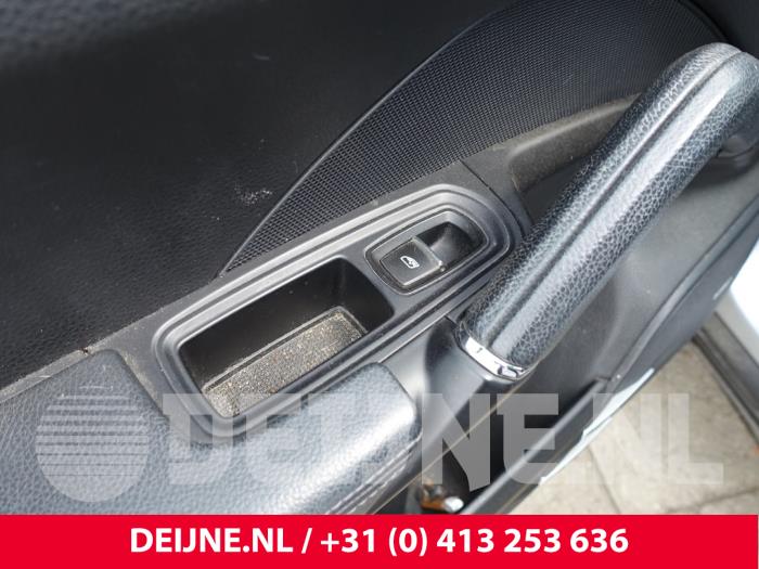 Porsche Cayenne II 3.0 D V6 24V Vehículo de desguace (2015, Gris plateado)