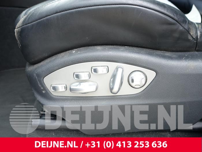 Porsche Cayenne II 3.0 D V6 24V Vehículo de desguace (2015, Gris plateado)