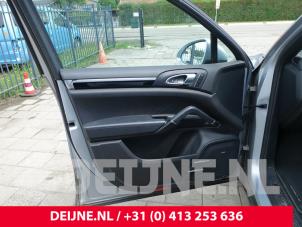 Porsche Cayenne II 3.0 D V6 24V Vehículo de desguace (2015, Gris plateado)