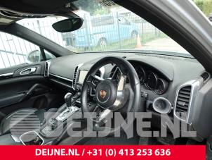 Porsche Cayenne II 3.0 D V6 24V Vehículo de desguace (2015, Gris plateado)