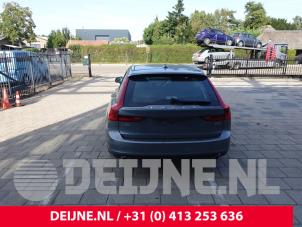 Volvo V90 II 2.0 D4 16V Épave (2019, Gris)