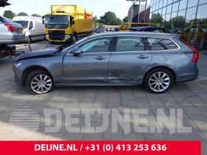 Volvo V90 II 2.0 D4 16V Épave (2019, Gris)